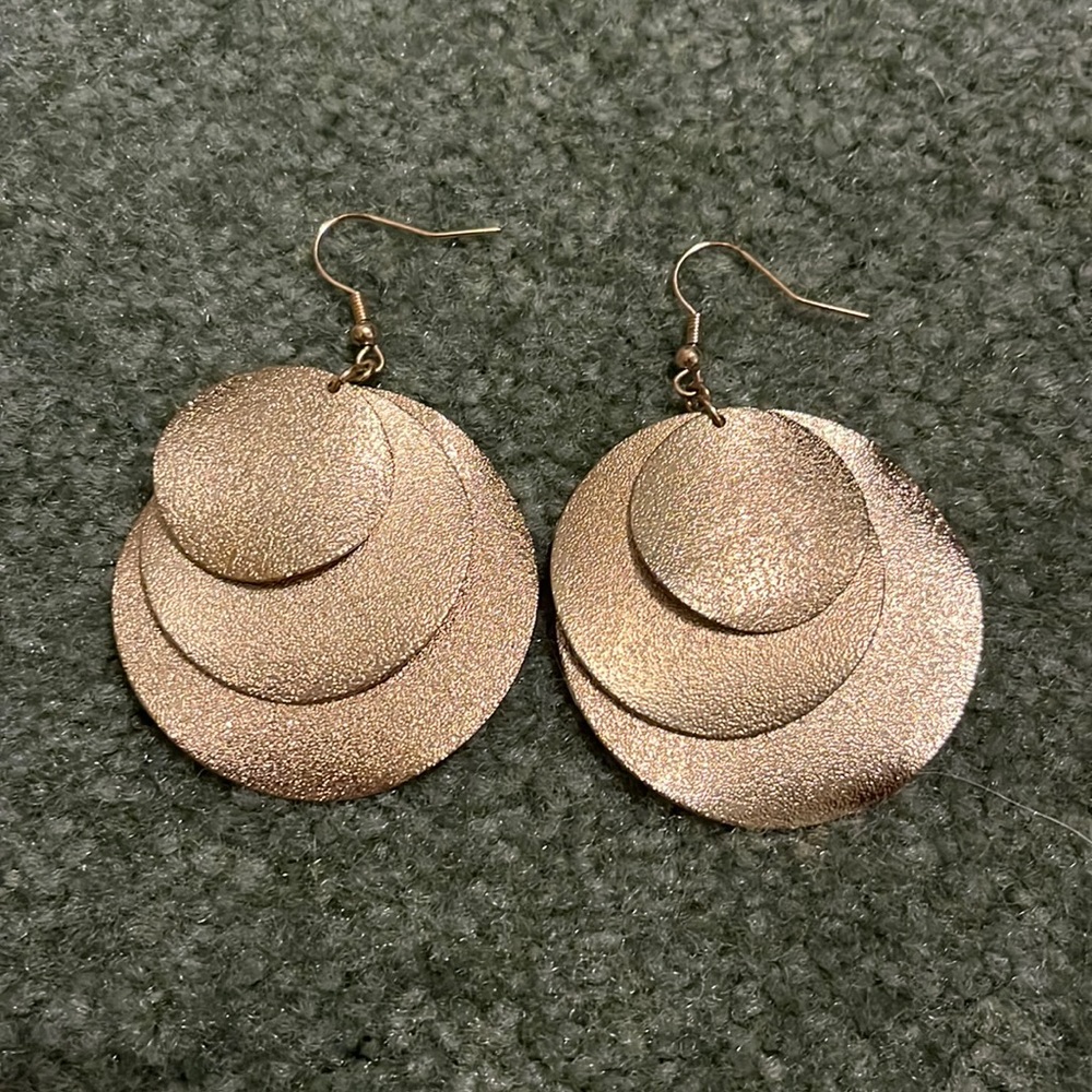 Gold earrings